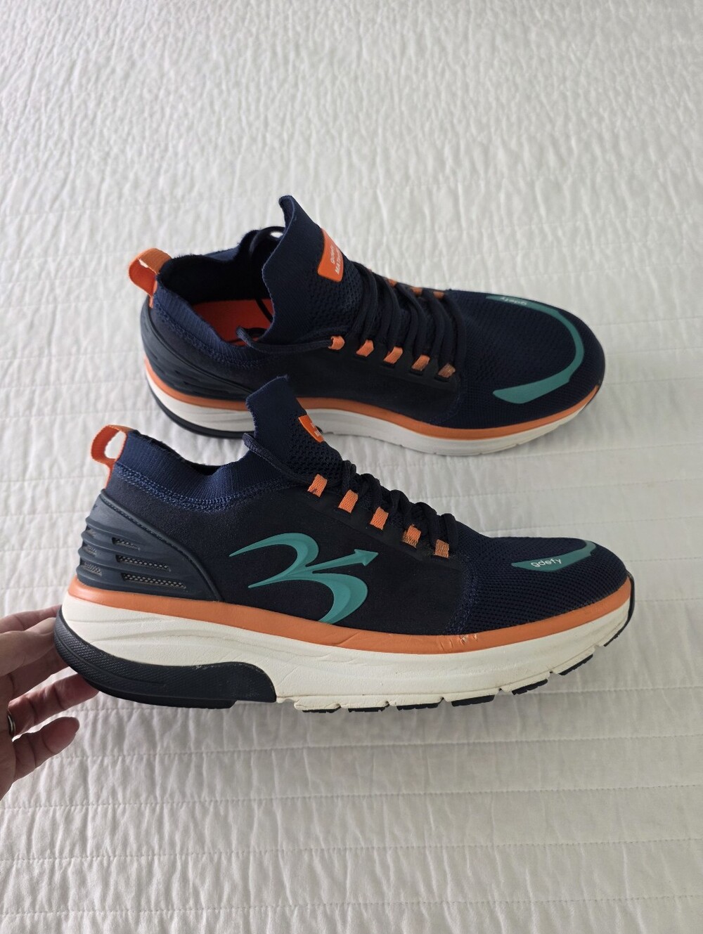 Gravity Defyer Men's 9.5 MATeeM Cross Trainer Athletic Sneakers